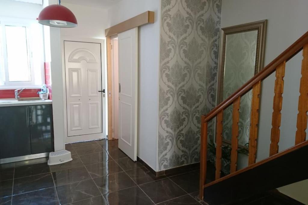 Isabella Court Townhouse Near Venus Beach And Lidl Pafos Exterior foto