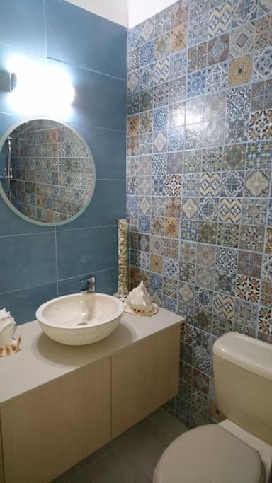 Isabella Court Townhouse Near Venus Beach And Lidl Pafos Exterior foto