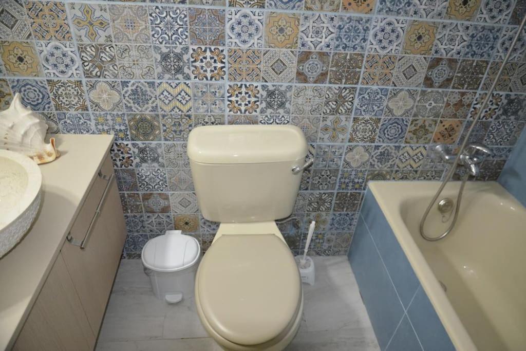 Isabella Court Townhouse Near Venus Beach And Lidl Pafos Exterior foto