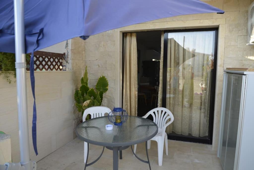 Isabella Court Townhouse Near Venus Beach And Lidl Pafos Exterior foto
