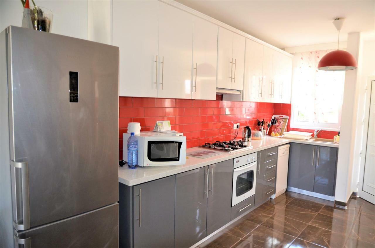 Isabella Court Townhouse Near Venus Beach And Lidl Pafos Exterior foto